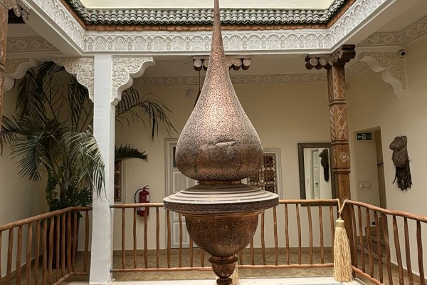 SUPERBE RIAD HISTORIQUE VIEUX DE 200 ANS